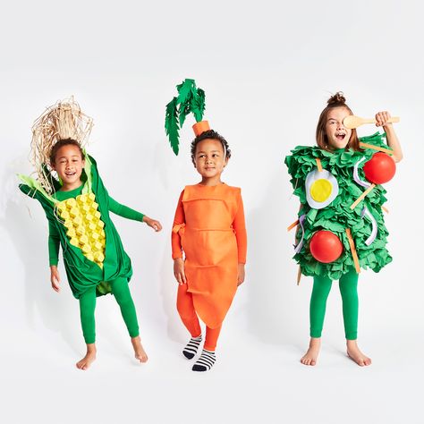 Recreate this easy DIY Vegetables costume by starting with super soft Primary basics. Get inspired with hundreds of no-sew Halloween costume ideas for kids and baby. Vegetable Fancy Dress, Halloween Costume Ideas For Kids, Vegetable Costumes, Corn Costume, Costume Ideas For Kids, Sew Halloween Costume, Kids Vegetables, Diy Halloween Costume, Baby Halloween Costumes