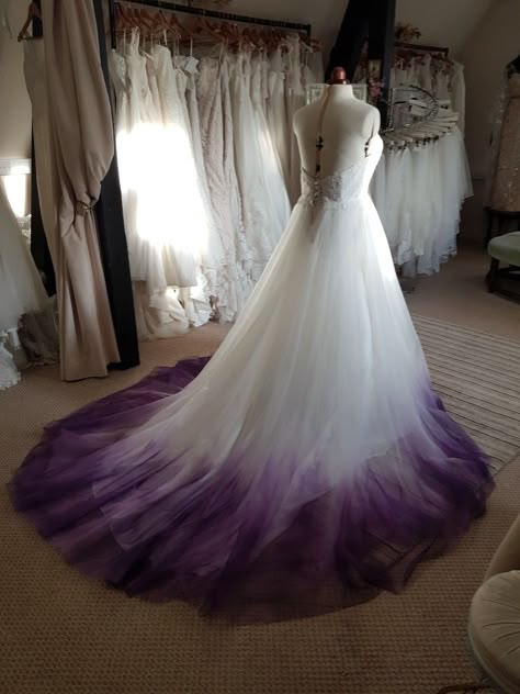 Dip Dye Wedding Dress Purple, Purple Ombre Dress Gowns, Wedding Dresses Plus Size Purple, White To Purple Wedding Dress, Purple Dip Dye Wedding Dress, Purple Dipped Wedding Dress, Soft Purple Wedding Dress, How To Ombre Dye A Dress, White Wedding Dress Purple Accents