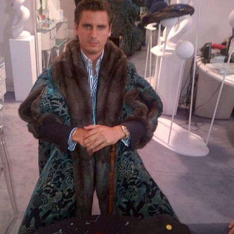 Lord Disick Scott Kardashian, Scott Disick Quotes, Lord Scott Disick, Lord Disick, Scott Disick, Celebrity Families, Royal Look, Sag Awards, Keeping Up With The Kardashians