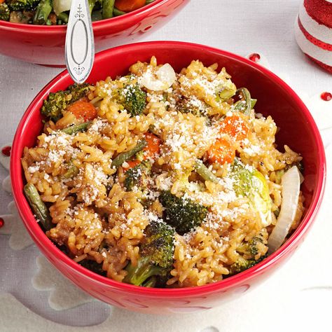 Roasted Vegetable Risotto Recipe | Taste of Home Italian Party Food, Risotto Recipes Vegetarian, Cooking Vision Board, Vegetable Risotto Recipes, Rice Stuffing Recipes, Recipe Risotto, Roasted Recipes, Easter Side Dish, Vegetable Risotto