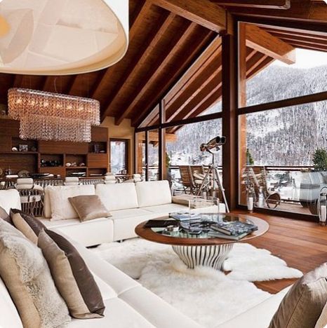 Chalet Chic Interiors - Modern Mountain Ski Lodge Decor, Tips, Ideas & Inspiration | JAC Interiors Chalet Living Room, Chalet Modern, Ski House Decor, Ski Lodge Decor, Chalet Chic, Chalet Interior, Chalet Design, Luxury Ski Chalet, Ski Chalet