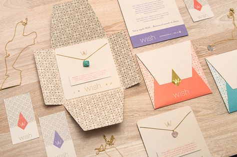 Jewelry Packaging Diy, Kids Invitation, Etsy Packaging, Jewelry Packaging Design, Bracelet Packaging, Packaging Diy, Packaging Ideas Business, Small Business Packaging Ideas, Necklace Packaging