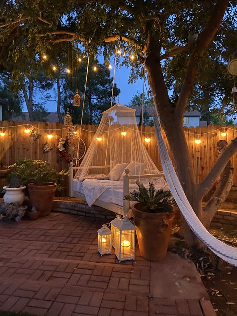 Patio Grande, Swing Bed, Dream House Rooms, Backyard Inspo, Outdoor Decor Backyard, Backyard Makeover, Dream Room Inspiration, Dream Backyard, Backyard Patio Designs