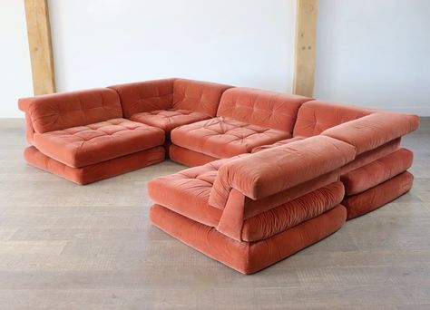 Listed on VNTG.com: First Edition Mah Jong modular sofa by Roche Bobois | #vntg #vintage Roche Bobois Sofa, Mah Jong Sofa, Couches For Sale, Sunken Living Room, Earthy Home, Sofa Price, Roche Bobois, Leather Lounge Chair, Types Of Sofas