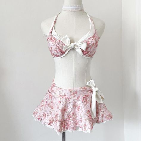 Japanese brand 3 piece pink floral bikini set Soft... - Depop Japan Cute, White Swim, Swimsuits Outfits, Cute Bathing Suits, Cute Swimsuits, Mode Inspo, Really Cute Outfits, Girly Outfits, Swim Dress