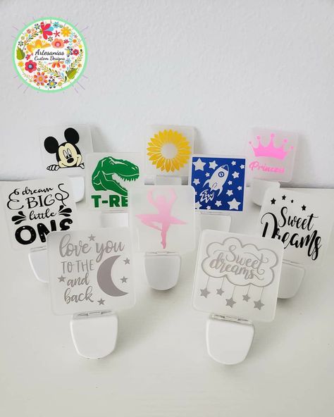 Night Light Vinyl Ideas, Dollar Tree Night Light Ideas, Cricut Night Light, Night Light Ideas, Punch Board Ideas, Acrylic Projects, Cricut Tips And Tricks, Dollar Tree Diys, Cricut Gifts