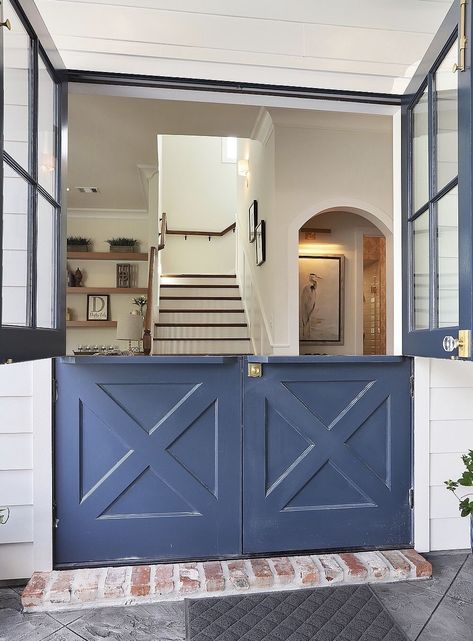 Dutch Door Entryway, Dutch Door With Window, Double Back Door Ideas, Double Stable Door, Double Dutch Front Door, Dutch French Doors, Kitchen Double Doors, Dutch Back Door, French Dutch Doors