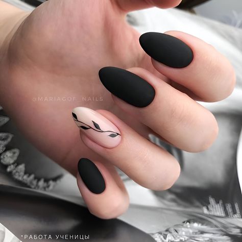 30 Elegant Black Nail Designs For Classy Beauty Short Pretty Acrylic Nails Black, Black Nail Designs Wedding, Black Nails Edgy, Clear Nails Black Design, Mat Black Nails Design, Black Dainty Nails, Edgy Oval Nails, Formal Nails With Black Dress, Feb Nails 2023