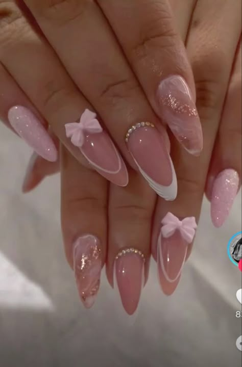 Short Almond Nails Airbrush, 21st Birthday Almond Nails, Simple Nail Design Almond Shape, Birthday Nails Classy Almond Pink, Pink Nails Basic Design, Pink And Gold Almond Nails Design, Bday Nails Ideas Square, 25 Birthday Nails Acrylic, Almond Nails Designs Natural