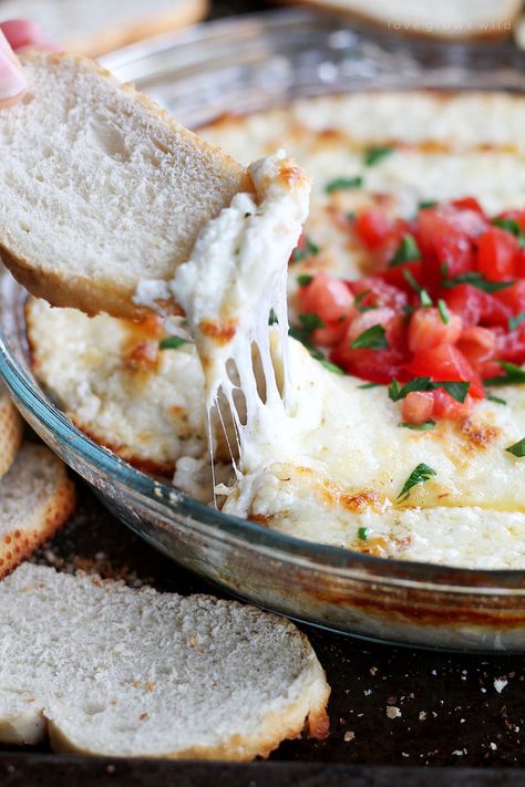 Ooey gooey goodness. Smoked Mozzarella Cheese Dip. Mozzarella Dip, Smoked Mozzarella, Mozzarella Recipes, Italian Appetizers, Party Dips, Thanksgiving Appetizers, Asiago, Christmas Appetizers, Provolone