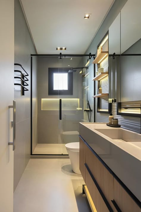 Bathrooms Modern, Layout Bathroom, Toilet And Bathroom Design, Condo Bathroom, Small Bathroom Layout, Beautiful Bathroom Designs, Bathroom Shelf Decor, Bathroom Layouts, Desain Pantry