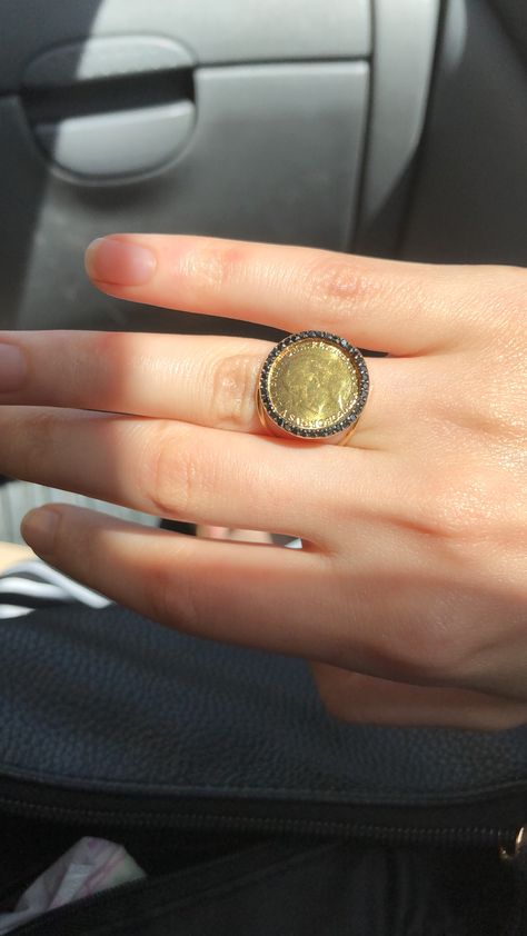 Gini Ring In Gold, Personalized Gold Rings, Gold Coin Jewelry, Gold Coin Ring, Temple Jewellery Earrings, Beautiful Bridal Jewelry, Fancy Jewelry Necklace, Gold Jewellry, Unique Pendant Necklace