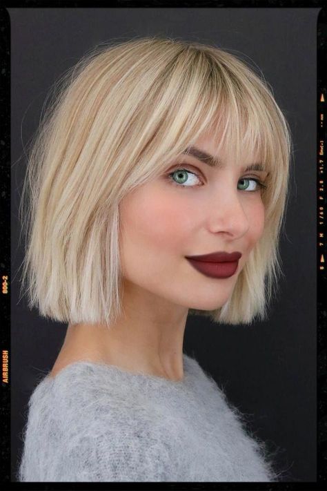 Blond Bob With Bangs Fine Hair, Fine Fringe Hairstyles, Short Hair Haircuts For Women With Bangs, Side Bob With Bangs, Bob With Bangs Round Face Over 40, Short Bob With A Fringe, Fine Hair Bangs Short, Tapered Bangs Short Hair, Modern Bangs Short Hair