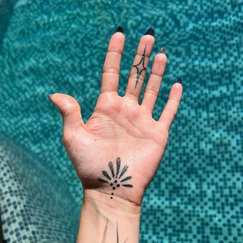 Healed palm & finger. No touch ups. Thank you Lillie for the picture 🙏 #palm #palmtattoo #dotwork #linework Finger Palm Tattoo, Palm Stick And Poke, Palm Ornamental Tattoo, Healed Palm Tattoo, Palm Tattoos For Women, Eden Tattoo, Hand Palm Tattoos, Palm Tattoo, Thumb Tattoos