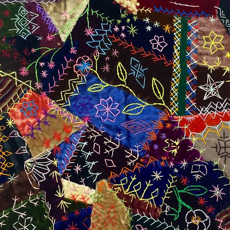 Crazy Quilt Templates, Crazy Quilt Tutorials, Crazy Quilts Patterns, Crazy Quilt Stitches, Crazy Quilt Blocks, Crazy Patchwork, Crazy Quilting, Crazy Quilt, Quilt Stitching