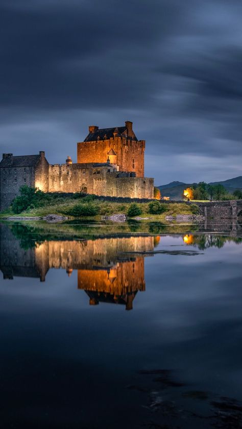 Kyle Of Lochalsh, Eilean Donan Castle, Scotland Landscape, Beautiful Scotland, World Most Beautiful Place, Eilean Donan, Travel Places To Visit, Castle Scotland, Castles In Scotland