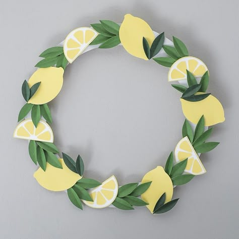 DIY Lemon Wreath - Little Red Window Lemon Wreath Diy, Lemon Classroom, Diy Gifts Sewing, Lemon Home Decor, Paper Wreath Diy, Lemon Crafts, Crafts For Beginners, Window Crafts, Lemon Theme