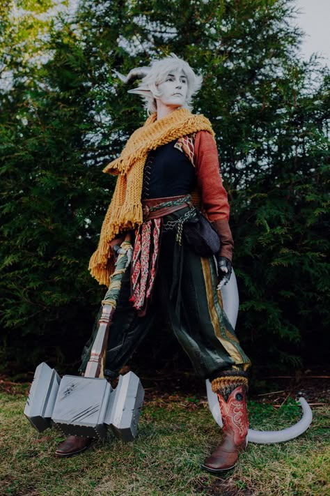 Cosplayer Highlight: D&D Original Characters — Cosplay Realm Magazine Ren Faire Outfits, Ren Faire Costume, Elf Cosplay, Fair Outfits, Fest Outfits, Dragon Costume, Larp Costume, Dungeons And Dragons Characters, Original Characters