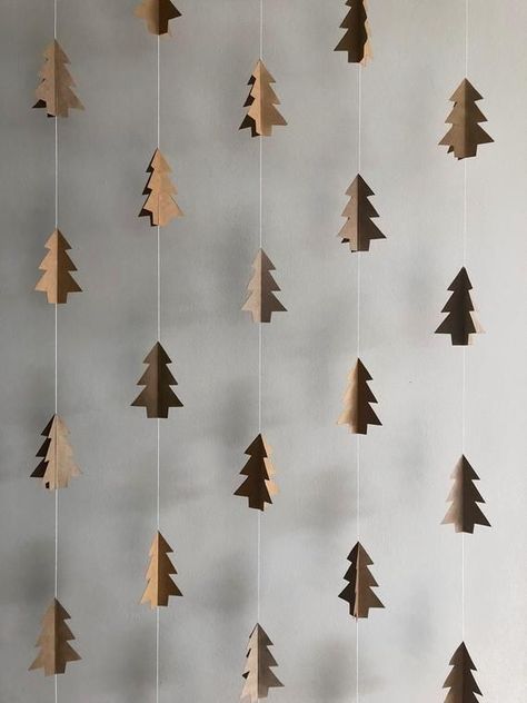 Diy Christmas Wall, Ideas Decoracion Navidad, Jul Diy, Paper Wall Decor, Winter Wedding Decorations, Dekor Diy, Inspired Interiors, Xmas Diy, Christmas Inspo