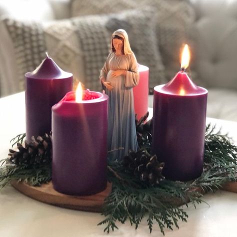 Debbie Staresinic on Instagram: "“Mary conceived Christ in her heart before she conceived him in her womb.” - Saint Augustine ⠀⠀⠀⠀⠀⠀⠀⠀⠀ Through faith, silence, and attentive listening, Mary‘s heart became the sacred soil where the seed of God was planted. Mary, help us to have a heart like yours. A heart that is open to conceiving Christ’s love. Pray for us, O holy Mother of God, that love takes root in our hearts ♥️ and bears fruit to the world. ✨🌍 #advent #adventweek2 ⠀⠀⠀⠀⠀⠀⠀⠀⠀ ⠀⠀⠀⠀⠀⠀⠀⠀⠀ ⠀⠀⠀ Be Like Jesus, Rejoice In The Lord Always, Christian Christmas Decorations, Rejoice In The Lord, Christmas Advent Wreath, Catholic Decor, Advent Season, Advent Candles, Advent Wreath