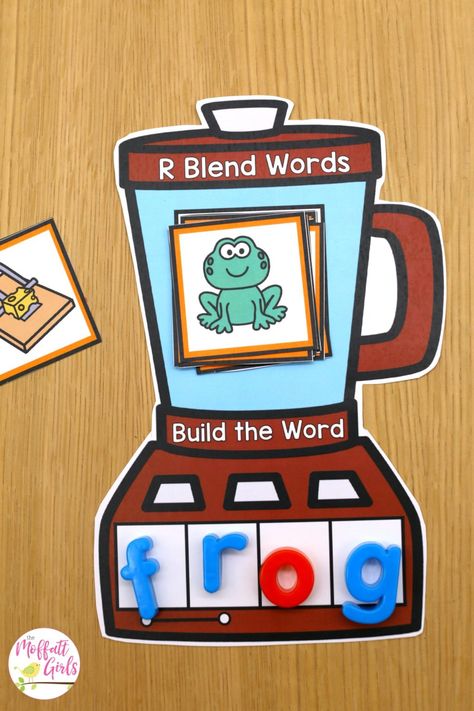 Word Sort Activities, Blends Activities, Phonics Blends, Sentence Activities, Cvc Words Kindergarten, Cvc Word Activities, Creative School Project Ideas, Beginning Readers, Blend Words