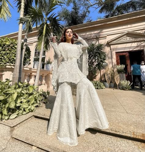 Nagma Mirajkar, Nikkah Outfit, Shadi Dresses, Desi Wedding Dresses, Desi Fits, Long Sleeve Wedding Dress Lace, Traditional Indian Dress, Pakistani Wedding Outfits, Desi Outfits