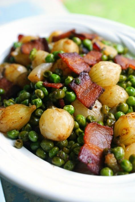 Pearl Onions, Peas & Bacon _ The smoky paprika & the sweet brown sugar transformed the ordinary veggies into something special. The whole family scarfed them down! Braised Vegetables, Pearl Onion Recipe, Peas And Bacon, Pearl Onions, Onion Recipes, Veggie Side Dishes, Bbc Good Food Recipes, Vegetable Side, Vegetable Sides