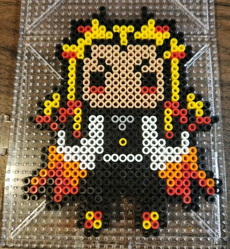 Rengoku Perler Beads, Zenitsu Perler Bead Patterns, Anime Melty Beads, Inosuke Perler Beads, Demon Slayer Swords Perler Beads, Anime Perler Beads, Anime Perler Bead Patterns, Perler Anime, Beads Projects