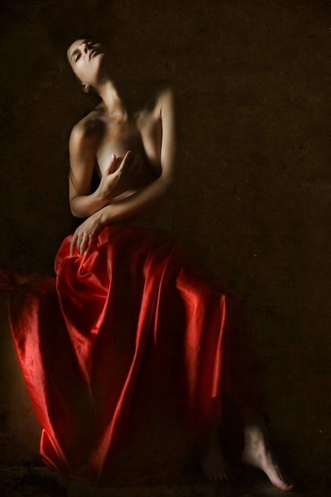 Woman Art Reference Poses, Dark Female Art, Fine Art Photography Conceptual, Bold Shoot, Women Body Reference, Woman In Red Dress, Wallpaper Dress, Caravaggio Paintings, Feminine Photography