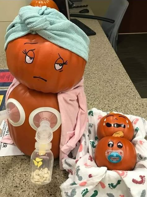 This Hilarious Breast-Pumping Pumpkin Display Is Making Me Rethink Carving Mine Any Other Way Pumpkin Contest Ideas, Cute Painted Pumpkin Ideas, Funny Pumpkin Carvings, Halloween Pumpkin Crafts, Creative Pumpkin Painting, Creative Pumpkin Decorating, Cute Pumpkin Carving, Pumpkin Carving Contest, Pumpkin Decorating Contest