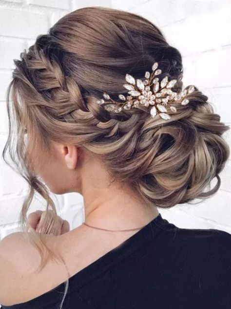 Vine Hair Accessories, Bridal Hair Braided Updo, Bridal Hair Gold Accessories, Bridal Updo With Headpiece And Veil, Bridal Hair Half Up With Hair Piece, Womens Wedding Hairstyles, Wedding Hair Dues, Bride Wedding Accessories, Rustic Updo Bridal Hairstyles