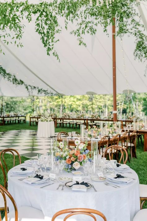 White Tent Wedding, Backyard Tent Wedding, Table Wedding Decor, Round Wedding Tables, Outdoor Tent Wedding, Tent Wedding Reception, Backyard Tent, Dance Floor Wedding, Tent Decorations