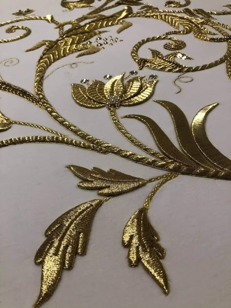 Black And Gold Embroidery, Gold Work Embroidery Pattern, Catholic Embroidery, Cosplay Design, Gold Thread Embroidery, Goldwork Embroidery, Gold Work Embroidery, Corset Sewing Pattern, Zardozi Embroidery