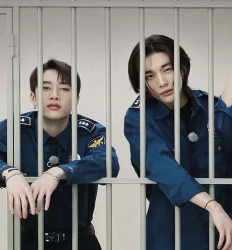 Skz Police, Bangchan And Hyunjin, Chan And Hyunjin, Jindo Dog, Cops And Robbers, Fan Fiction Stories, Judy Hopps, Chris Chan, Single Dads