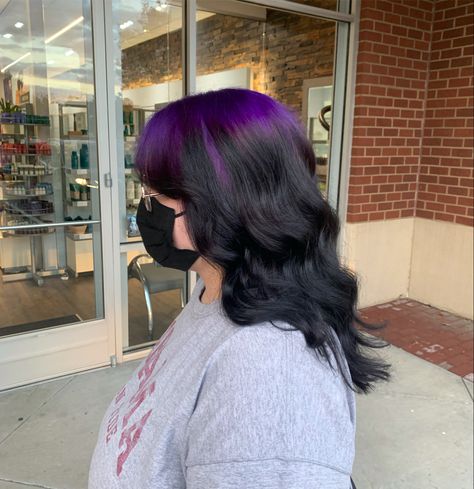 Blue To Black Hair Ombre, Black Roots Purple Hair Ombre, Vivid Roots Black Hair, Purple Shadow Root Black Hair, Purple Roots And Black Hair, Black Roots With Purple Hair, Colour Roots Black Hair, Purple On Top Black On Bottom Hair, Black Hair Coloured Roots