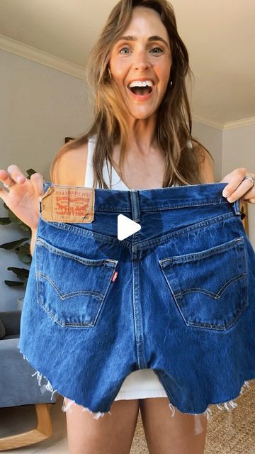 millennial mom w/gen z style on Instagram: "turning jeans into shorts 📣 can always cut more, you can never cut less.👌🏼" Diy Cropped Jeans, Turning Jeans Into Shorts, Turning Pants Into Shorts, How To Cut Off Jeans Into Shorts, How To Turn Jeans Into Shorts, How To Fray Jean Shorts, How To Cut Jeans Into Shorts, Turn Jeans Into Shorts, Jeans Into Shorts