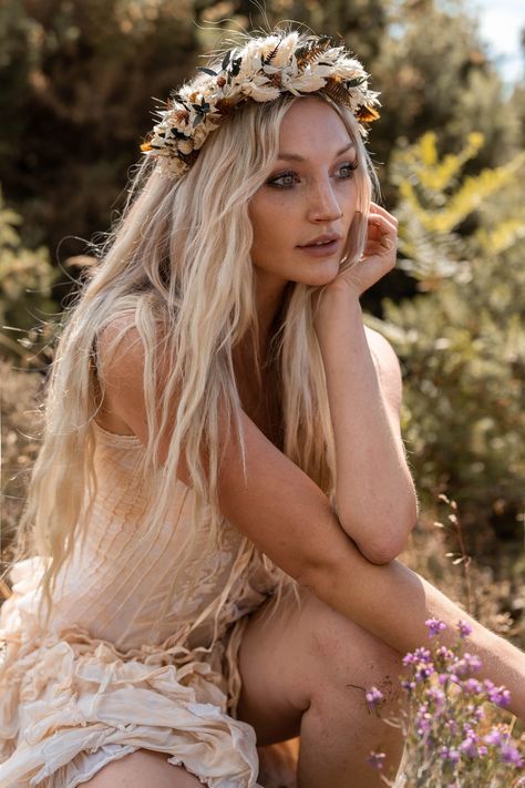 Veil Alternative, Corn Flowers, Bohemian Flower Crown, Dried Flower Crown, Straw Flowers, Preserved Eucalyptus, Wedding Hair Wreath, Boho Wedding Hair, Hair Wreaths