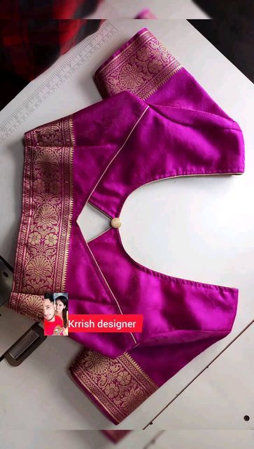 Back Blouses For Saree, Bluse Latest Design Back Simple, Simple Neck Design Blouse, Mahanati Blouse Designs, New Blouse Back Neck Designs, Blouse Patterns Back Side, Model Blouses Designs, Model Tops For Women, Simple Back Blouse Designs