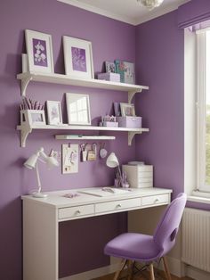 Purple Office Decor Ideas, Purple Room For Girls Bedrooms, Dorm Room Purple Aesthetic, Purple Study Table, Lavender Room Ideas Bedrooms, Purple Room Ideas Bedrooms, Girls Purple Bedroom, Room Aesthetic Purple, Purple Vibe Aesthetic Room