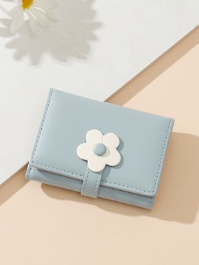 Baby Blue Preppy Collar PU Leather Floral Small Wallet Embellished Women Bags Aesthetic Wallets For Women, Shein Wallet, Wallets For Women Aesthetic, Mini Wallets For Women, Cute Wallets For Women, Small Wallets For Women, Wallets For Girls, Blue Preppy, Wallet Cute