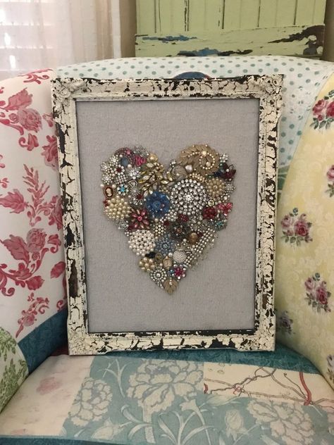 Create a Pretty Framed Heart for Valentines Day Using Old Jewelry Old Jewelry Crafts, Crayon Crafts, Costume Jewelry Crafts, Spray Glue, Vintage Jewelry Ideas, Jewelry Frames, Cloth Jewelry, Vintage Jewelry Repurposed, Jewelry Christmas Tree