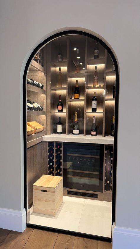 Wine Storage Room, Wine Cellar Closet, Wine Cellar Modern, 2024 Interior Design Trends, Under Stairs Wine Cellar, 2024 Interior Design, Wine Room Design, Home Wine Bar, تحت الدرج