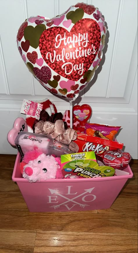 Valentine Baskets For Best Friend, Valentine’s Day Baskets For Girlfriend, Valentine Basket Girlfriend, Vday Gift Baskets For Her, Pink Valentines Gift Basket, Pink Valentine’s Day Basket, Valentines Basket Ideas Cheap, Valentine’s Day Boo Baskets, Things To Get Your Valentine