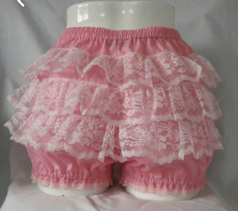 Frilly Bloomers, Bloomers Outfit, Pink Bloomers, Frilly Knickers, Hot Halloween Outfits, Bloomers Shorts, Eclectic Fashion, Pretty Lingerie, Candy Pink