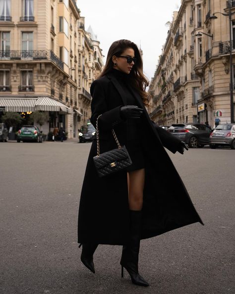 Lucy Grasso (@lucygrassso) • Instagram photos and videos Old Money Winter, Old Money Fashion, Money Fashion, Skandinavian Fashion, Look Expensive, Chique Outfits, Outfit Chic, Corporate Outfits, Office Attire