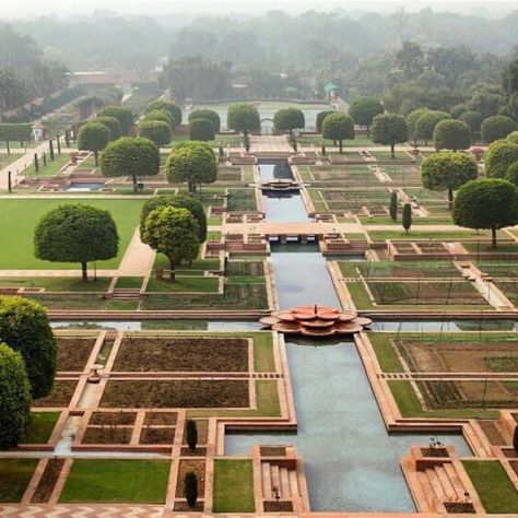 Untitled Formal Garden Design, Indian Garden, Persian Garden, Famous Gardens, Paradise Garden, Formal Garden, Building A Pool, Better Homes And Garden, Formal Gardens