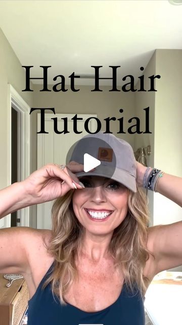 Zandra Tidmarsh on Instagram: "Hat Hat Tutorial☀️   Whether you’re going to a baseball game, spending the day on the beach, or if you’re just a hat girly, this effortless hat hair tutorial is all you need! No hair ties, claw clips, or bobby pins required. Just toss your hair up and rock that baseball cap or trucker hat. Perfect for those busy days or sandy escapes in sunny Florida!  Watch, learn, and enjoy this easy hack! Share this with a friend—you can pair this with a baseball hat, a trucker hat, whatever you like.  #baseballgame #sunnydays #hairtutorial #beachhair #simplehairhack #truckerhatstyle #easyhairstyle #nohairtie #effortlessbeauty #summerhair #beachvibes #hairstyleideas #hairtips #beautyhacks #quickhairstyles #hairgoals #instahair #hairinspo #contentcreator #viralhair #million Hair Clip And Baseball Cap, Cute Hairstyles With Trucker Hat, Half Up Half Down Hat Hair, Style Hats Casual Outfit, Casual Cap Outfit, Claw Clip And Baseball Cap, Side Ponytail With Hat, Hair In Baseball Cap Style, Cute Ways To Wear Baseball Cap