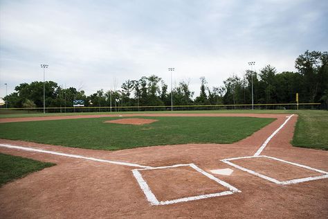 Softball Coaching Tips, High School Pe, Softball Cross, Softball Diamond, Landscape Drawing Easy, Character Environment, Grass Edging, James Murphy, Agility Drills