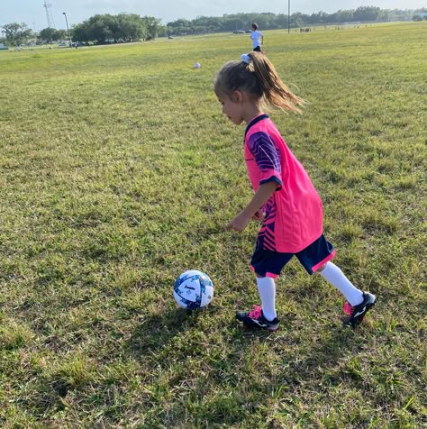 Kids Soccer Team, Kid Pfp, Soccer Girls Outfits, Kids Playing Football, Girl Playing Soccer, Toddler Soccer, Girls Soccer Team, The Long Game