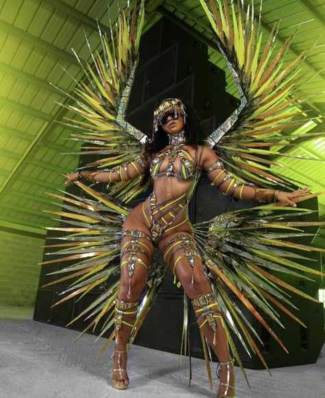 Caribana Costume, Brazilian Carnival Costumes, Carribean Carnival Costumes, Carnival Outfit Carribean, Caribbean Carnival Costumes, Miami Carnival, Carnival Dancers, Carnival Girl, Brazilian Carnival